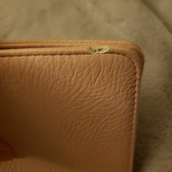 Pink extra large wallet, from ulta - Picture 4 of 6